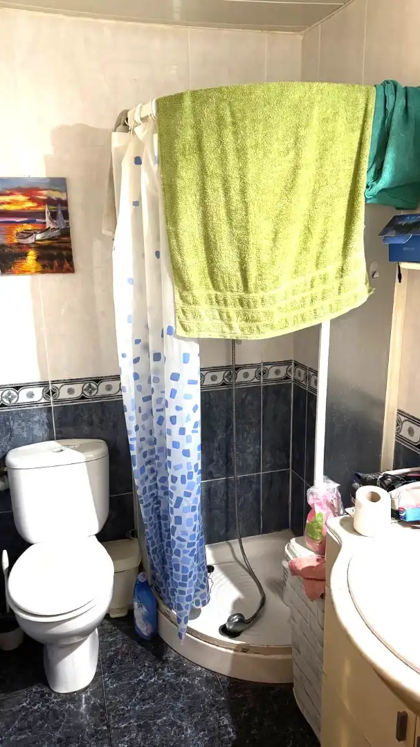 Baño de Piso en venta en Cornellà de Llobregat con Aire acondicionado y Horno