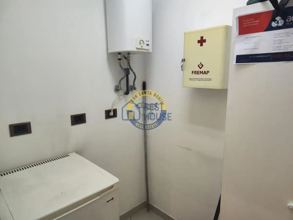 Office for rent in San Claudio - La Chantría
