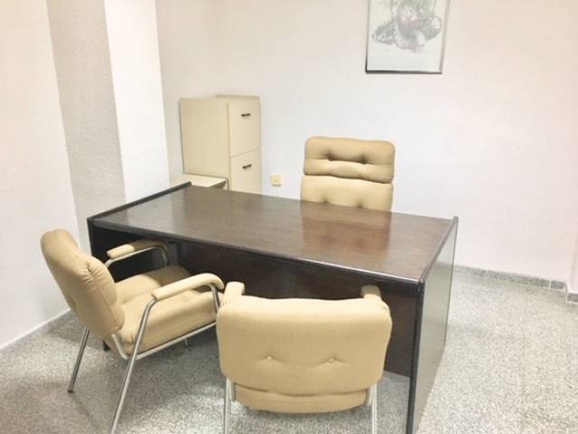 Oficina en Venta en Ensanche - Diputación