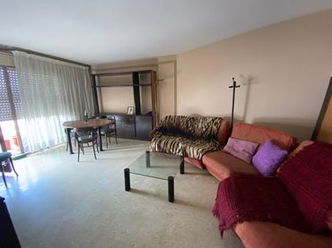 Piso con balcón en venta en Ponent - Set Camins