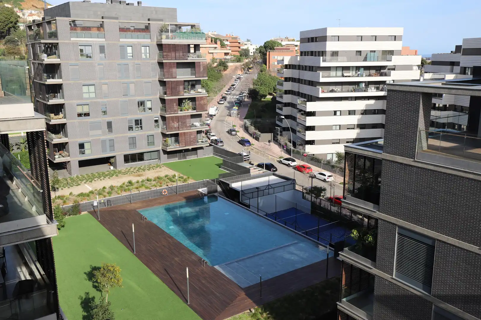 Piscina de Ático en venta en Esplugues de Llobregat con Aire acondicionado, Calefacción y Jardín privado