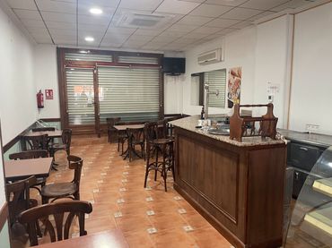 Business premises for sale in Port - Horta de Santa María