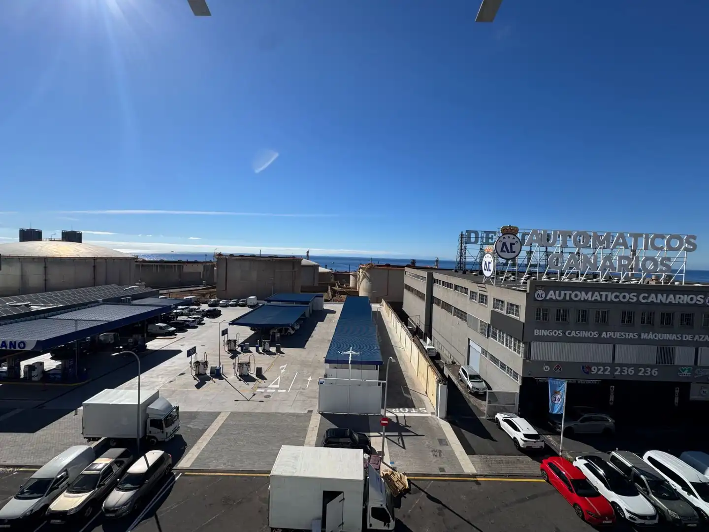 Vista exterior de Oficina en venda en Santa Cruz de Tenerife amb Aire condicionat