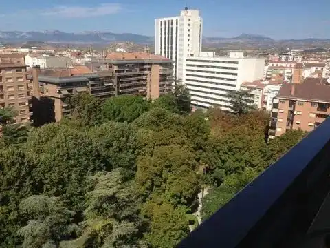 Vista exterior de Pis per a compartir en Centro