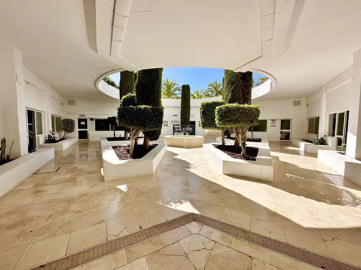 Apartament amb terrassa en venda a Milla de Oro, imagen 22