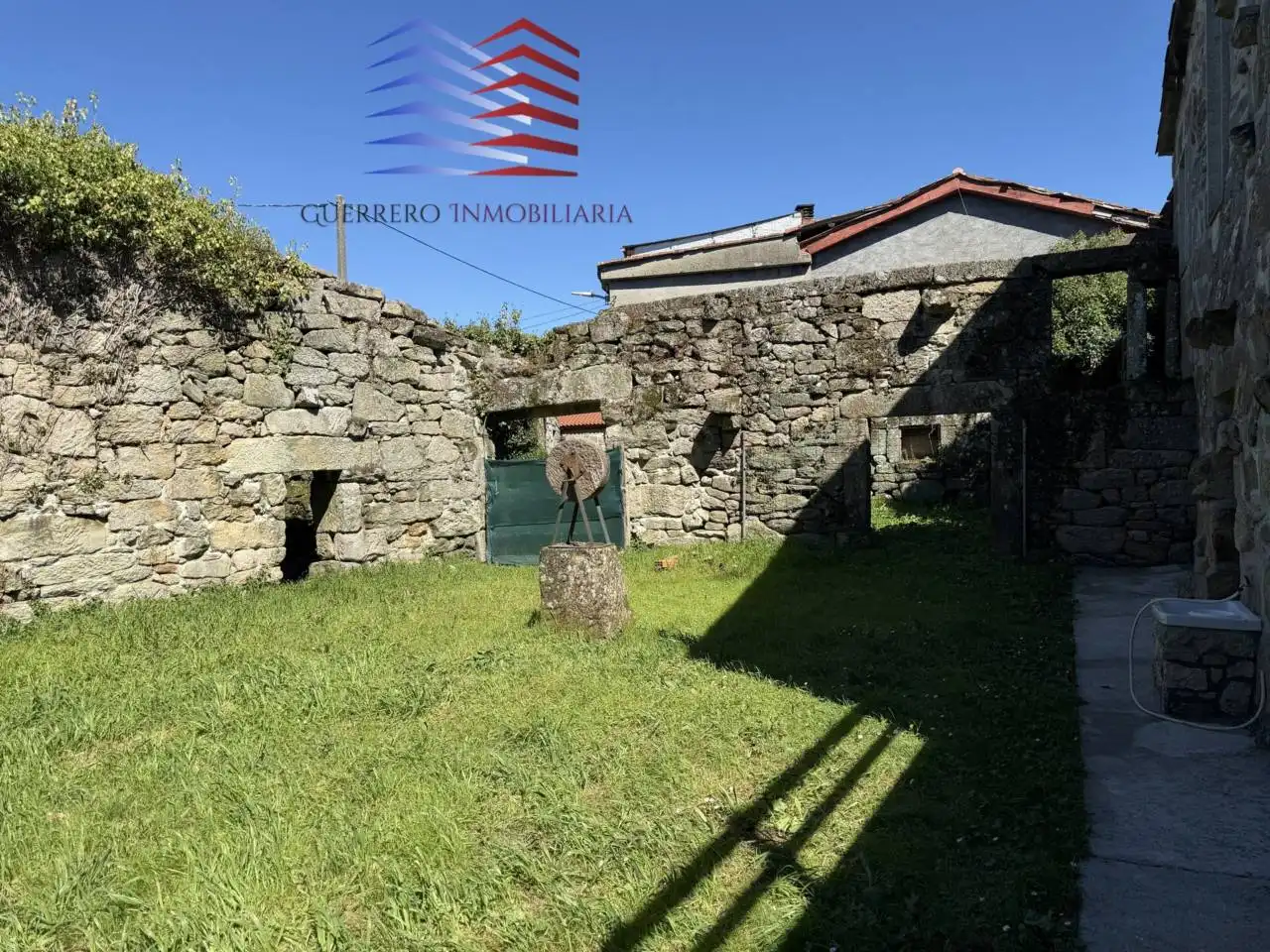 Casa o xalet de lloguer en Ourense Capital  amb Calefacció, Jardí privat i Terrassa