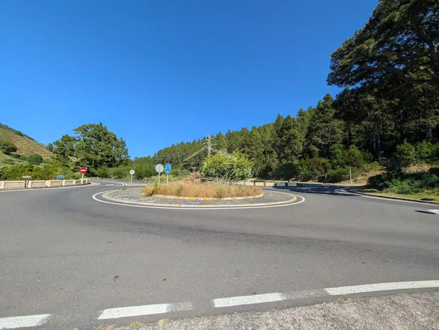 Exterior view of Buildings for sale in El Tanque