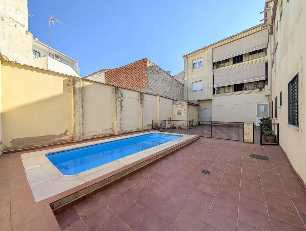 Flat with pool to rent in Travesía Masegosas