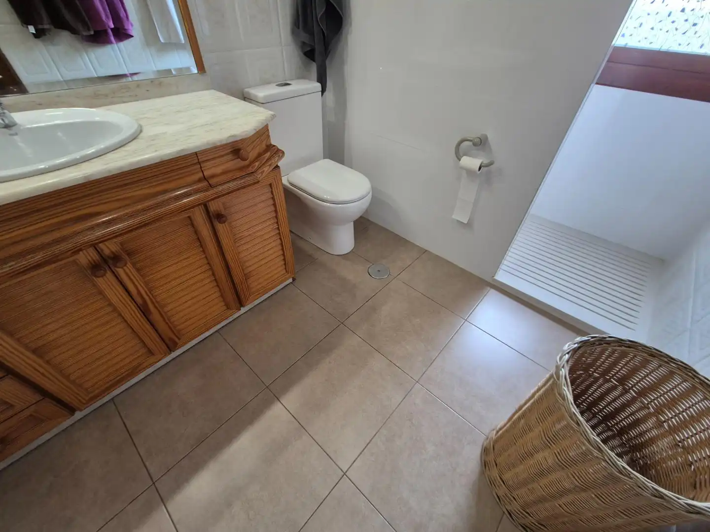 Bany de Casa o xalet en venda en Petrer amb Calefacció, Jardí privat i Terrassa