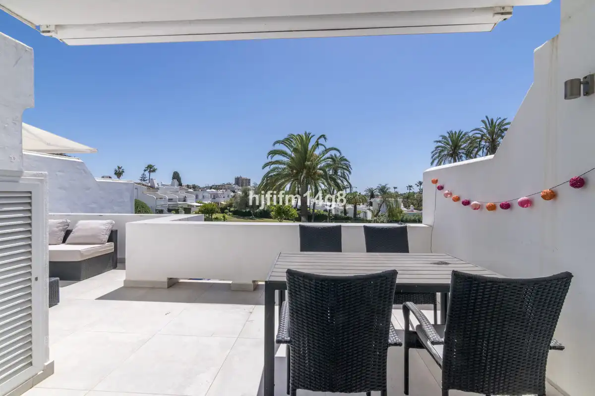 Apartment with pool for sale in Arrabal Aloha Golf 91, imagen 14