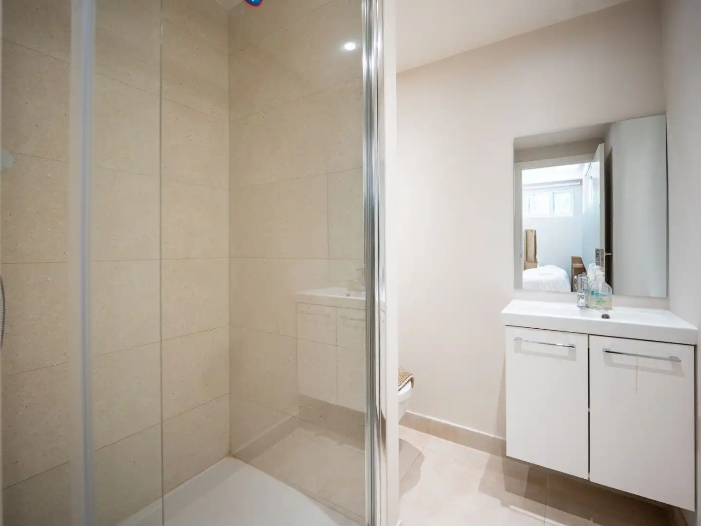 Bany de Casa o xalet en venda en Marbella amb Aire condicionat, Jardí privat i Terrassa