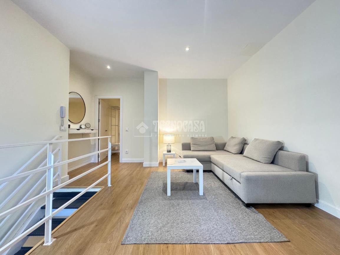 Living room of Loft to rent in Alcobendas  with Air Conditioner