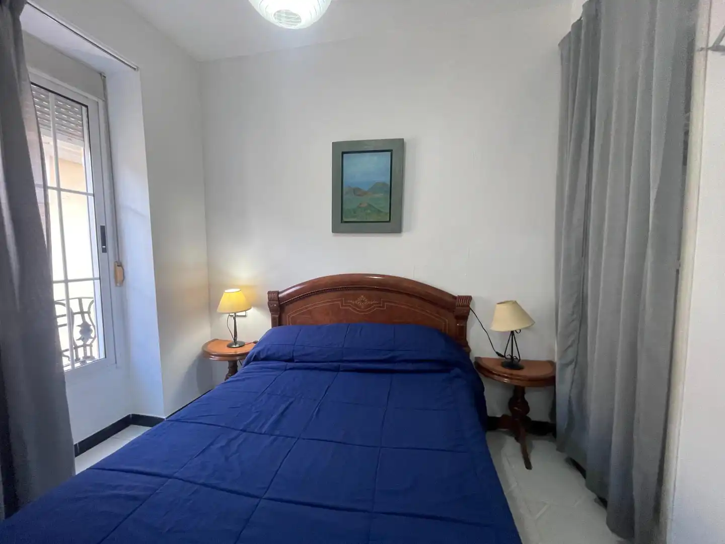 Habitación de Apartamento de alquiler en Requena con Balcón
