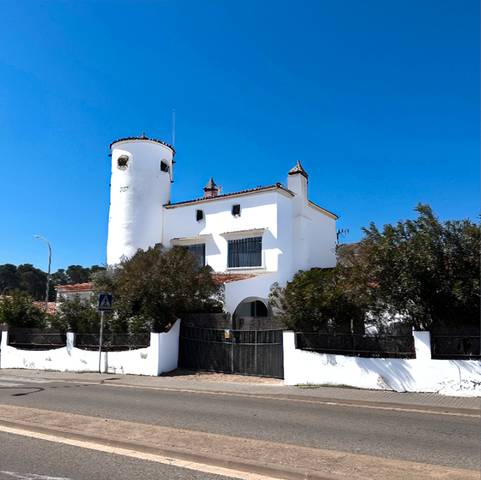 Casa-chalet en Venta en Passeig Marítim