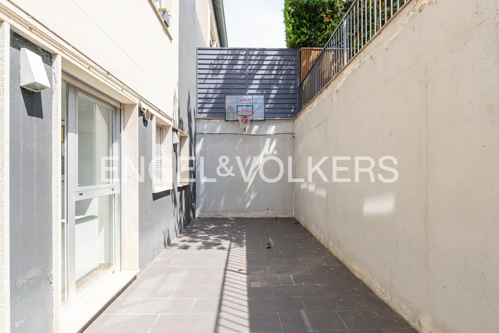 Terraza de Casa adosada en venta en Las Rozas de Madrid con Aire acondicionado, Calefacción y Jardín privado