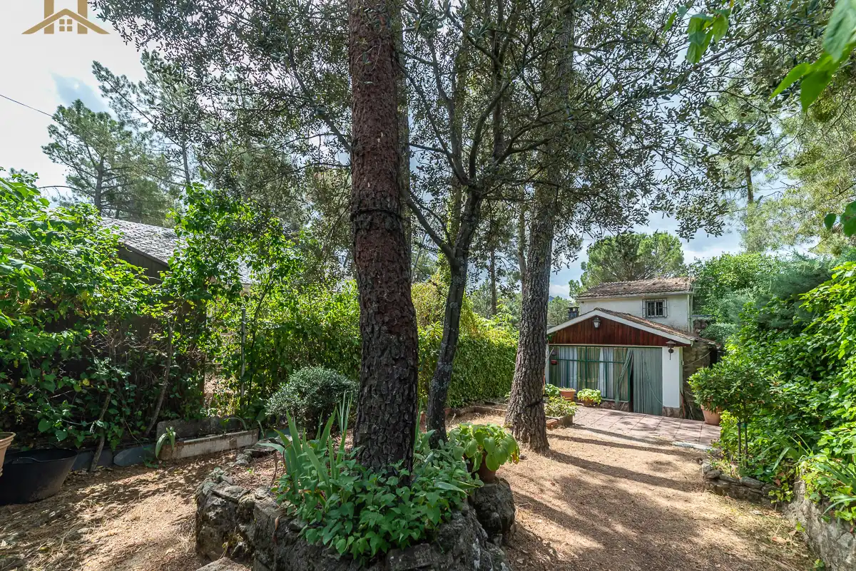Jardí de Casa o xalet en venda en Santa María de la Alameda amb Traster