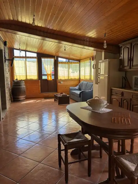Sala d'estar de Casa o xalet de lloguer en Valdoviño amb Moblat, Forn i Rentadora