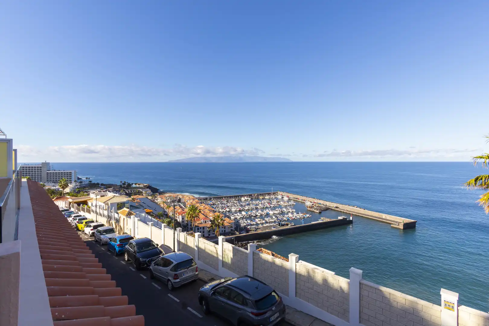 Vista exterior de Piso de alquiler en Santiago del Teide con Aire acondicionado, Calefacción y Terraza