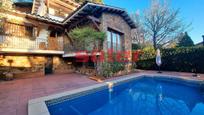 Exterior view of House or chalet to rent in Sant Cugat del Vallès  with Air Conditioner, Heating and Private garden