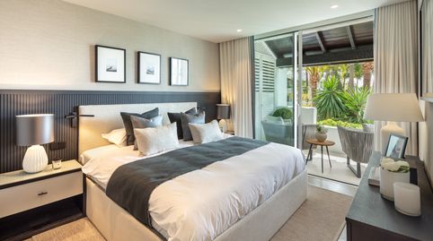 Luxurious Coastal Living Un Oasis Tranquil en la Milla de Oro de Marbella., imagen 4