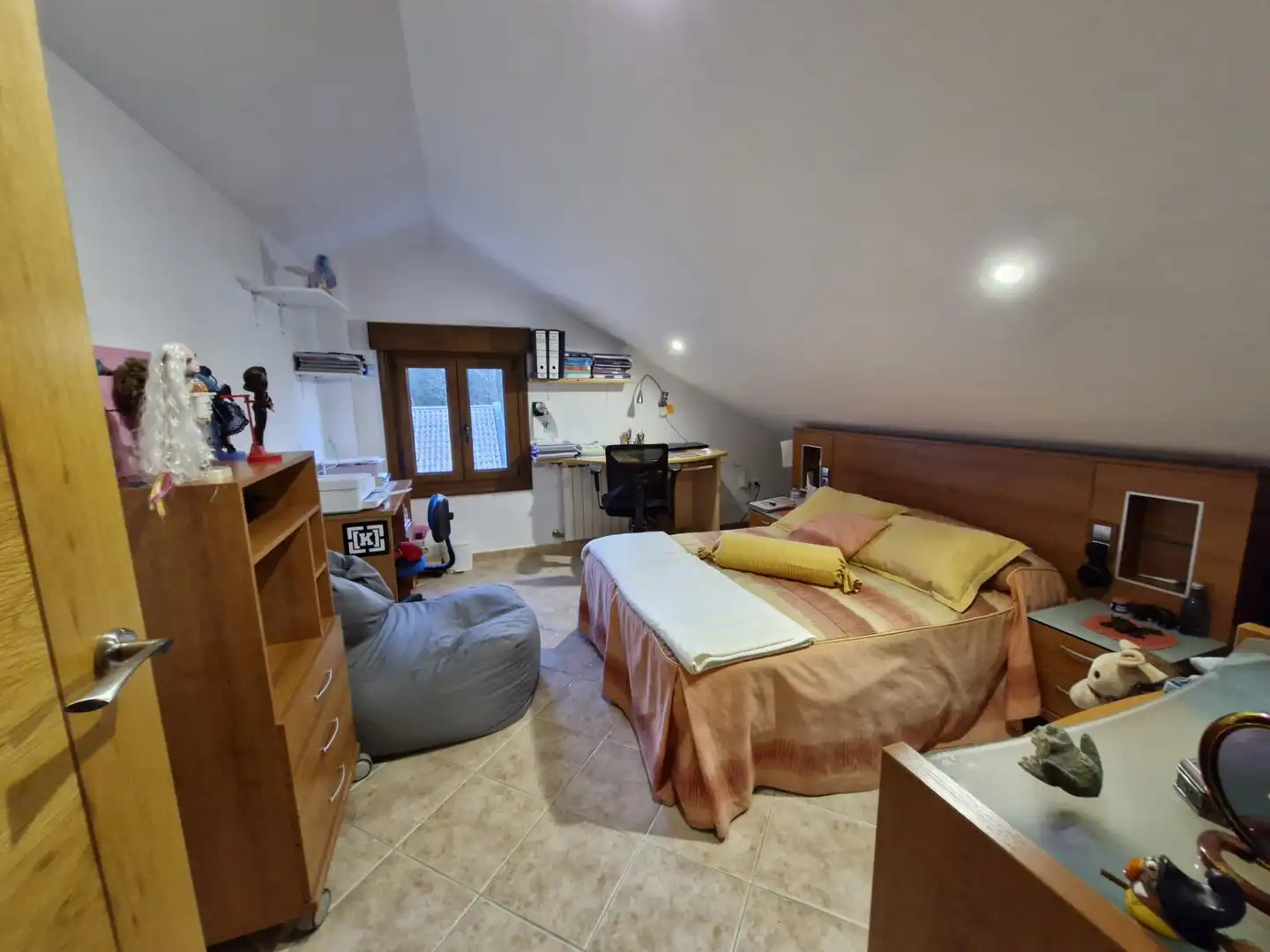 Habitación de Casa o chalet en venta en Sanxenxo con Calefacción, Jardín privado y Terraza