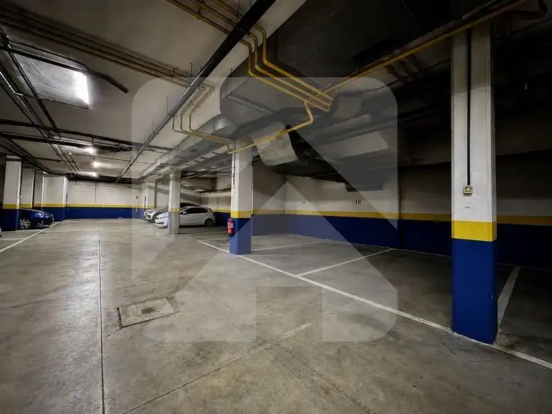 Parking de Ático en venta en Valdemoro con Aire acondicionado, Calefacción y Terraza