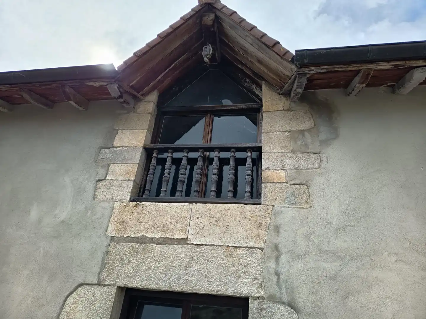 Balcony of Houses for sale in Iza / Itza  with Heating