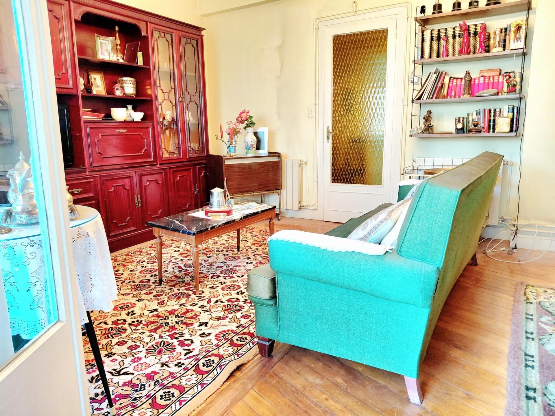 Sala d'estar de Pis en venda en Getxo  amb Calefacció, Terrassa i Moblat