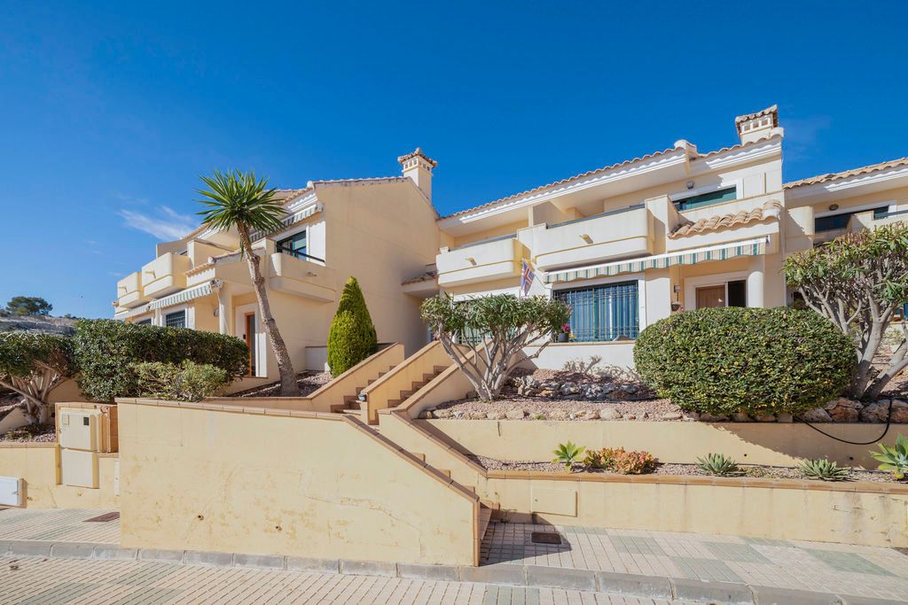 Casa adosada en venda a C/ Ibiza - Lomas de Campoamor -, Lomas de Campoamor - Las Ramblas