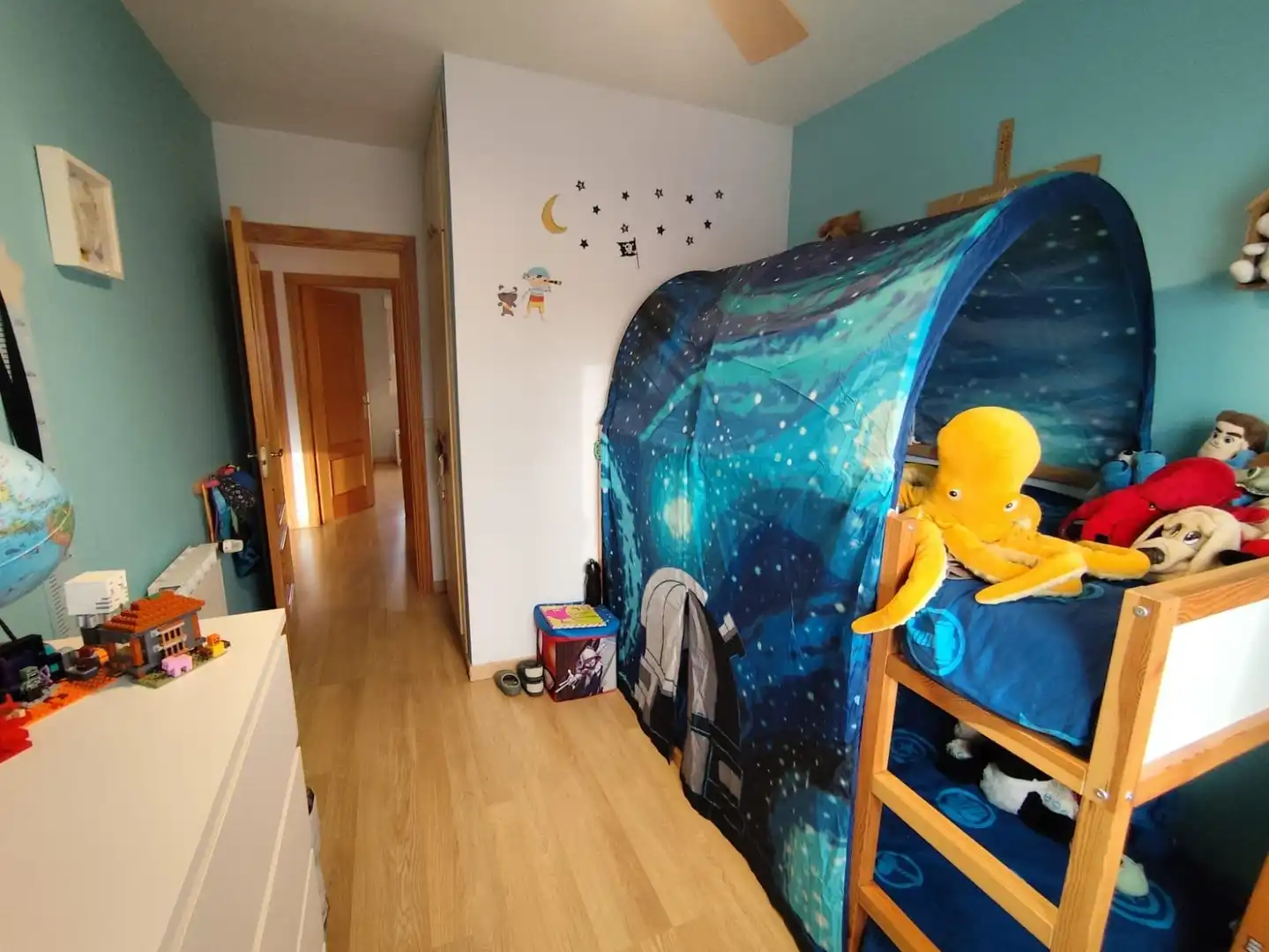 Bedroom of Detached homes for sale in Pioz  with Private garden