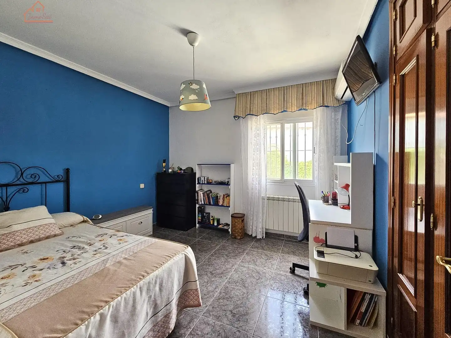 Dormitori de Casa o xalet en venda en Chinchón amb Aire condicionat, Calefacció i Jardí privat