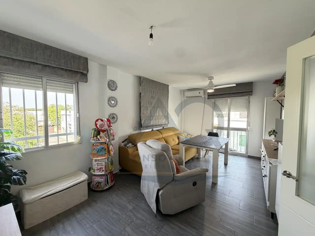 Sala de estar de Piso en venta en Los Palacios y Villafranca