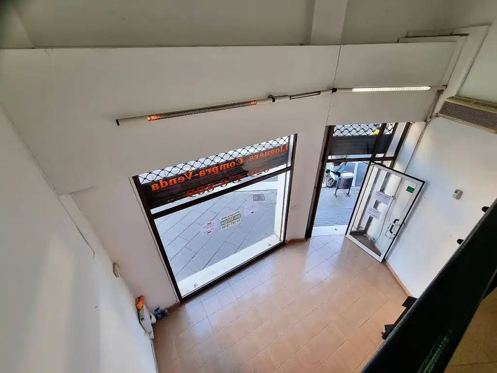 Local comercial en venta en Avenida Montserrat, imagen 7