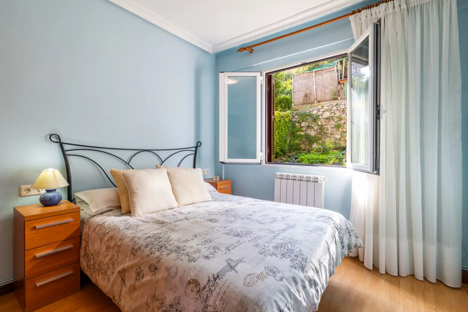 Schlafzimmer von Wohnung zum Verkauf in Hernani, Gipuzkoa