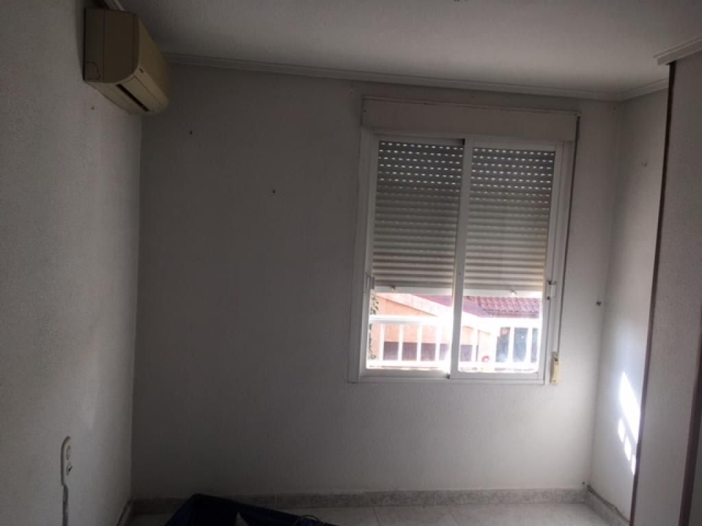 Schlafzimmer von Wohnung zum verkauf in Almoradí