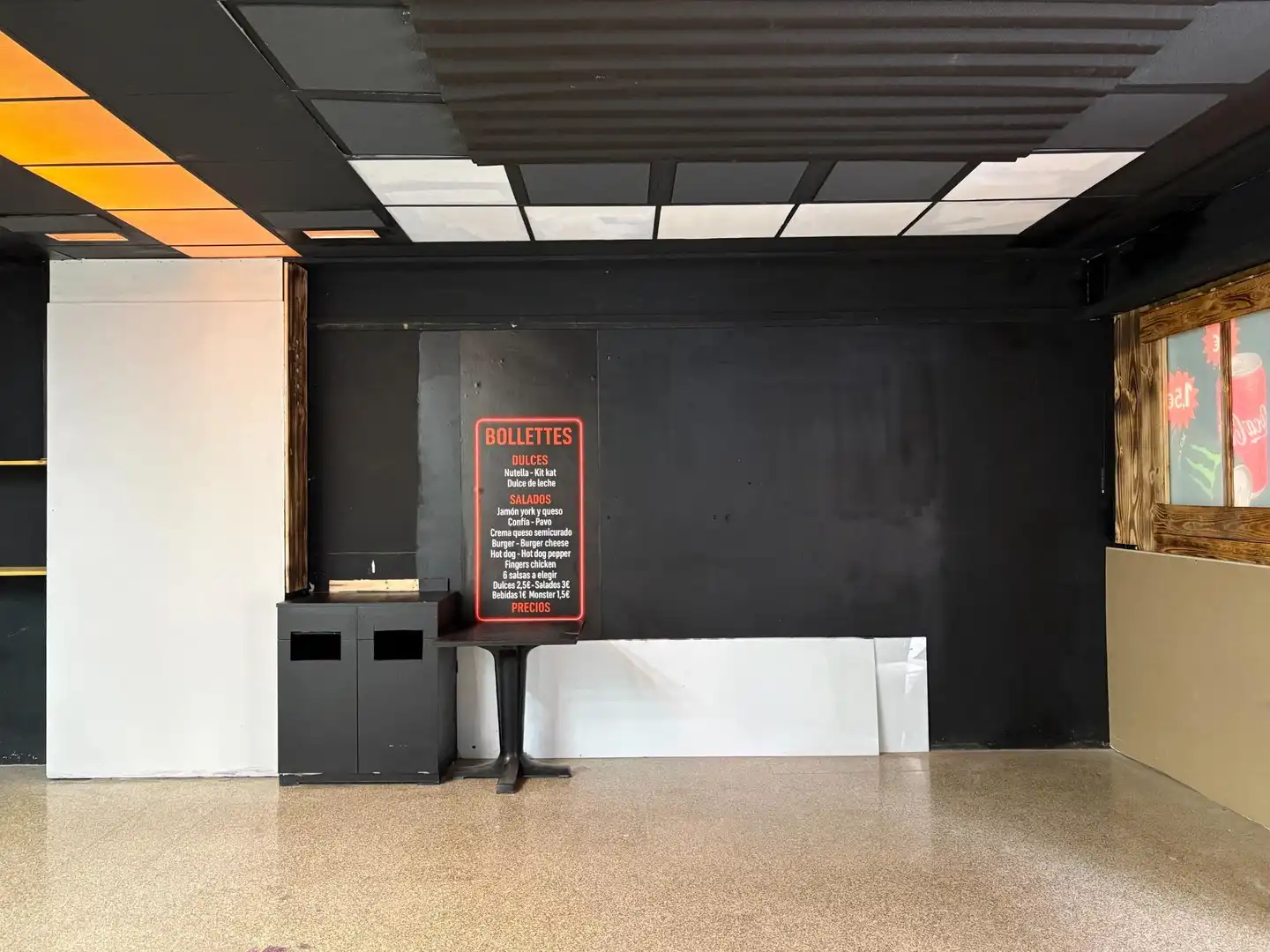 Commercial properties for sale in Carrer MARE DE DEU DE NURIA, Instituts