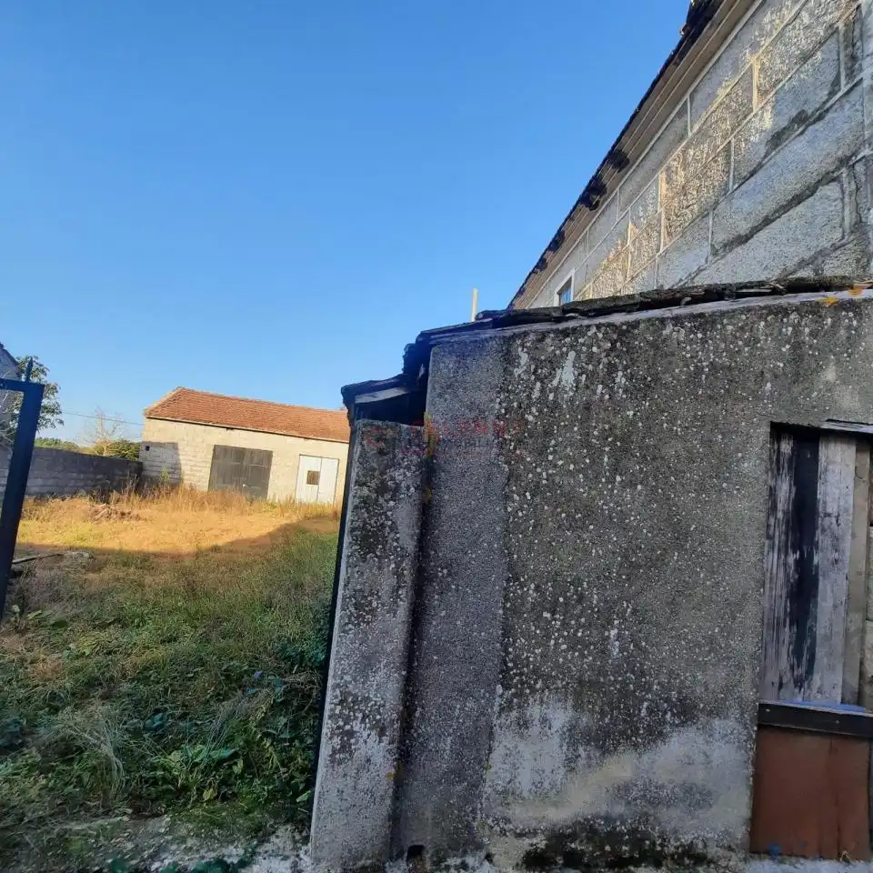 Exterior view of Detached homes for sale in A Merca    with Heating, Private garden and Storage room