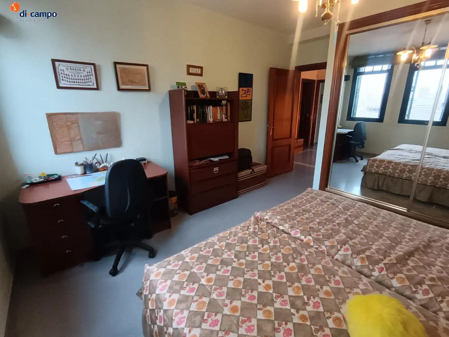 Dormitori de Casa adosada en venda en Valladolid amb Jardí privat, Traster i Piscina comunitària
