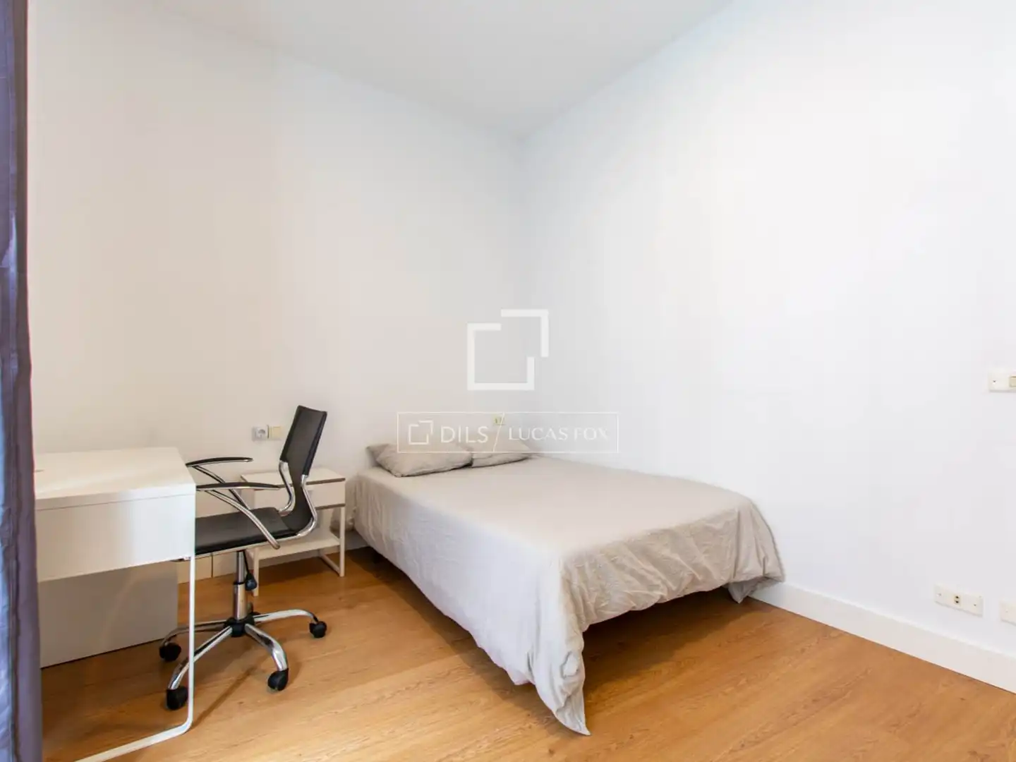 Bedroom of Flat for rent in Alcalá de Guadaira  with Air Conditioner, Heating and Furnished
