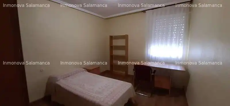 Flat with balcony to rent in San Bernardo - Carmelitas - Campus, imagen 7