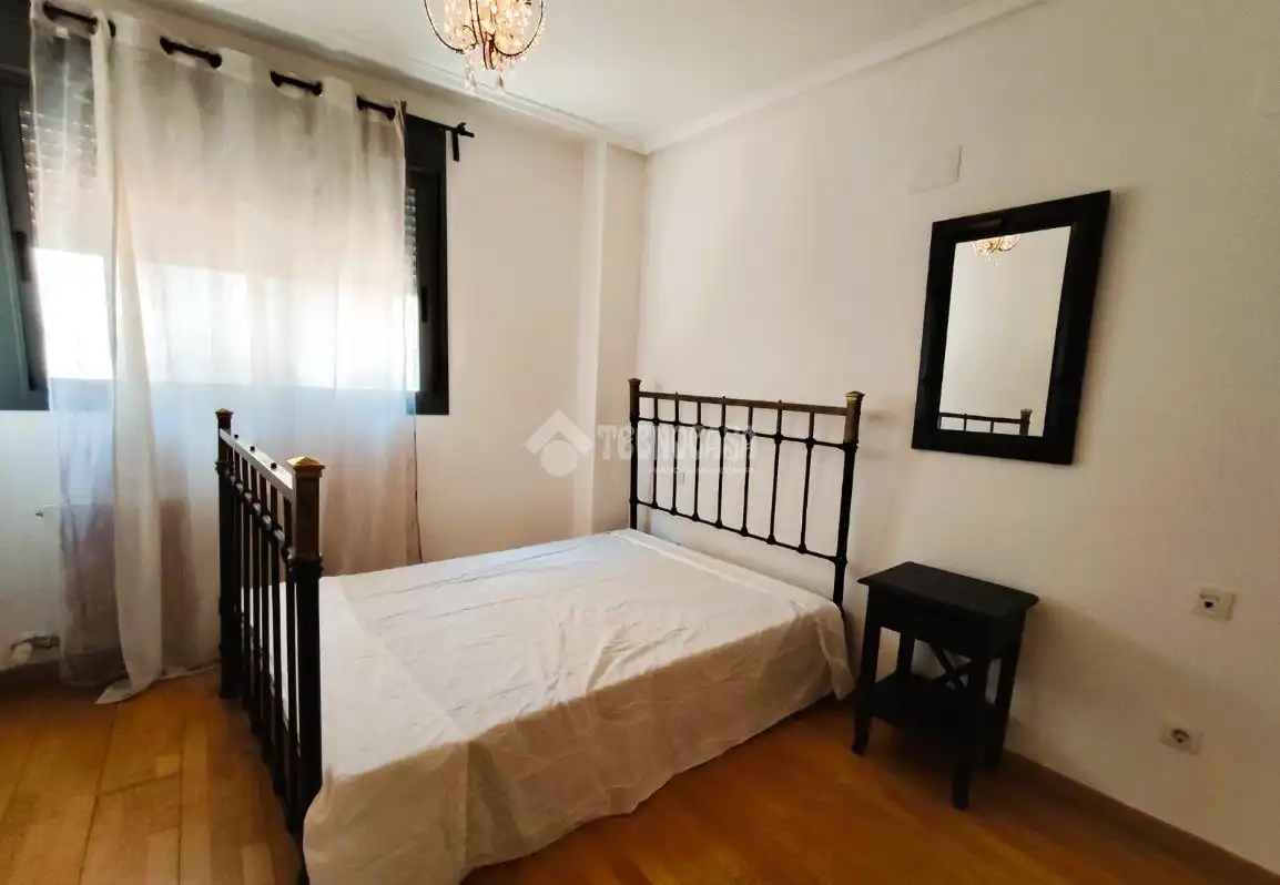 Habitación de Piso de alquiler en Zaragoza con Calefacción, Parquet y Terraza