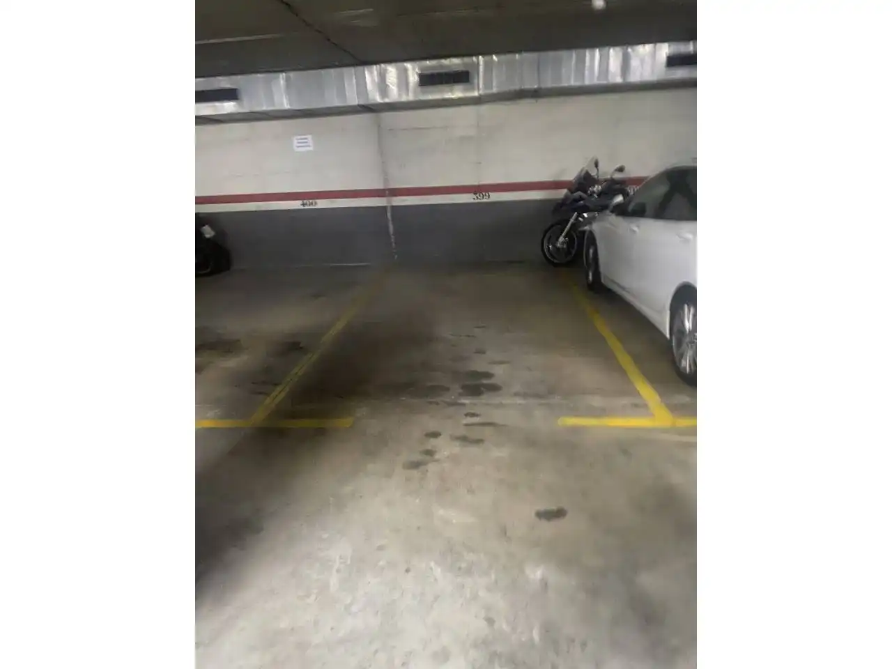 Aparcament de Garatge en venda en Sant Joan Despí amb Alarma