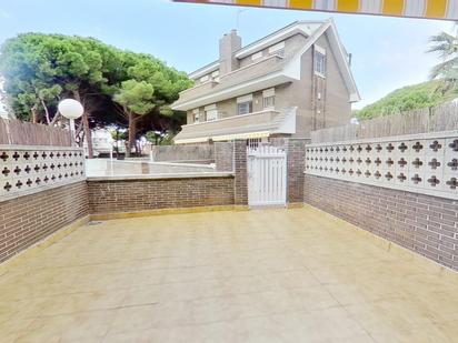 Garden of Single-family semi-detached for sale in Castelldefels  with Private garden, Terrace and Storage room