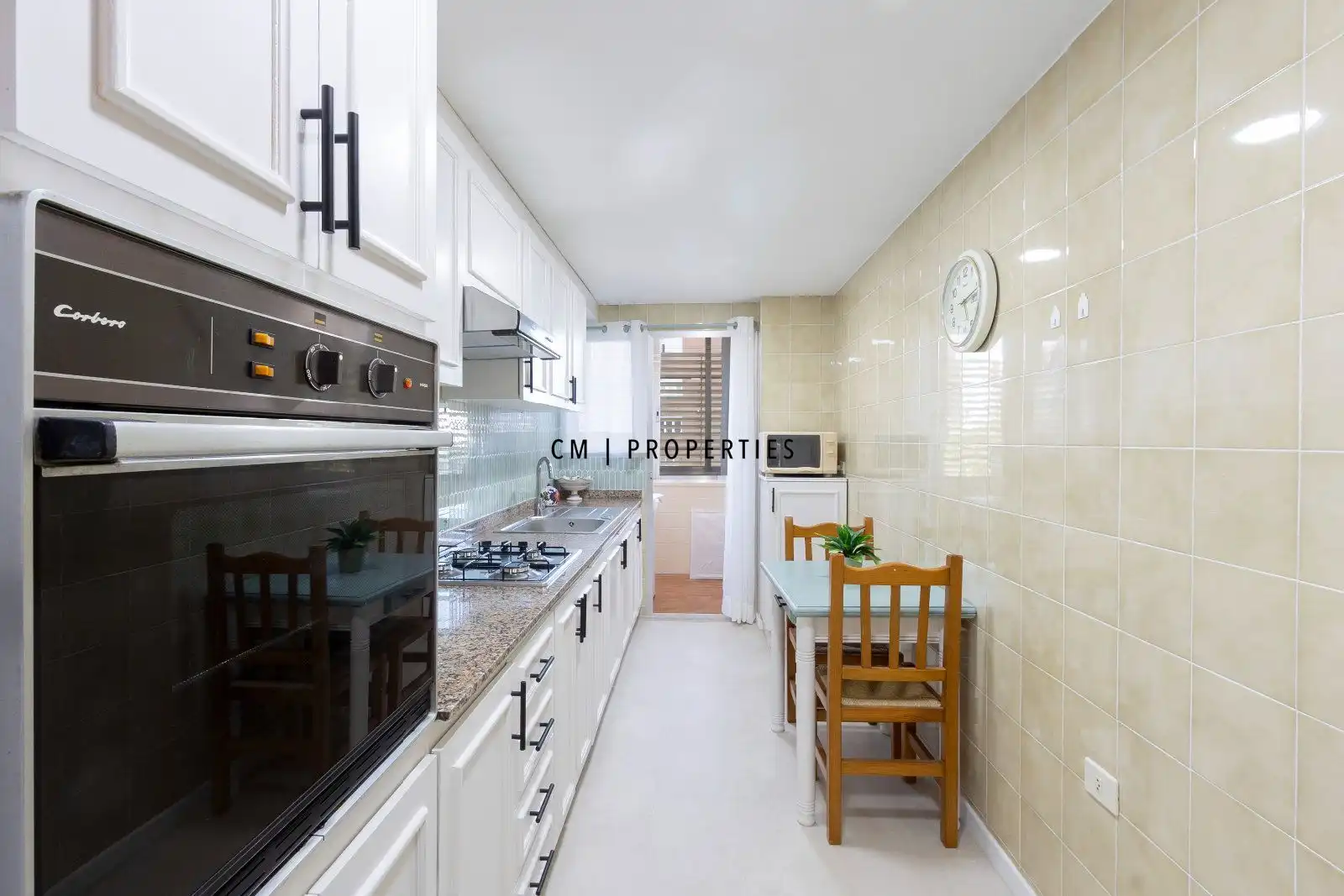 Küche von Wohnung zur Miete in Quatre Carreres