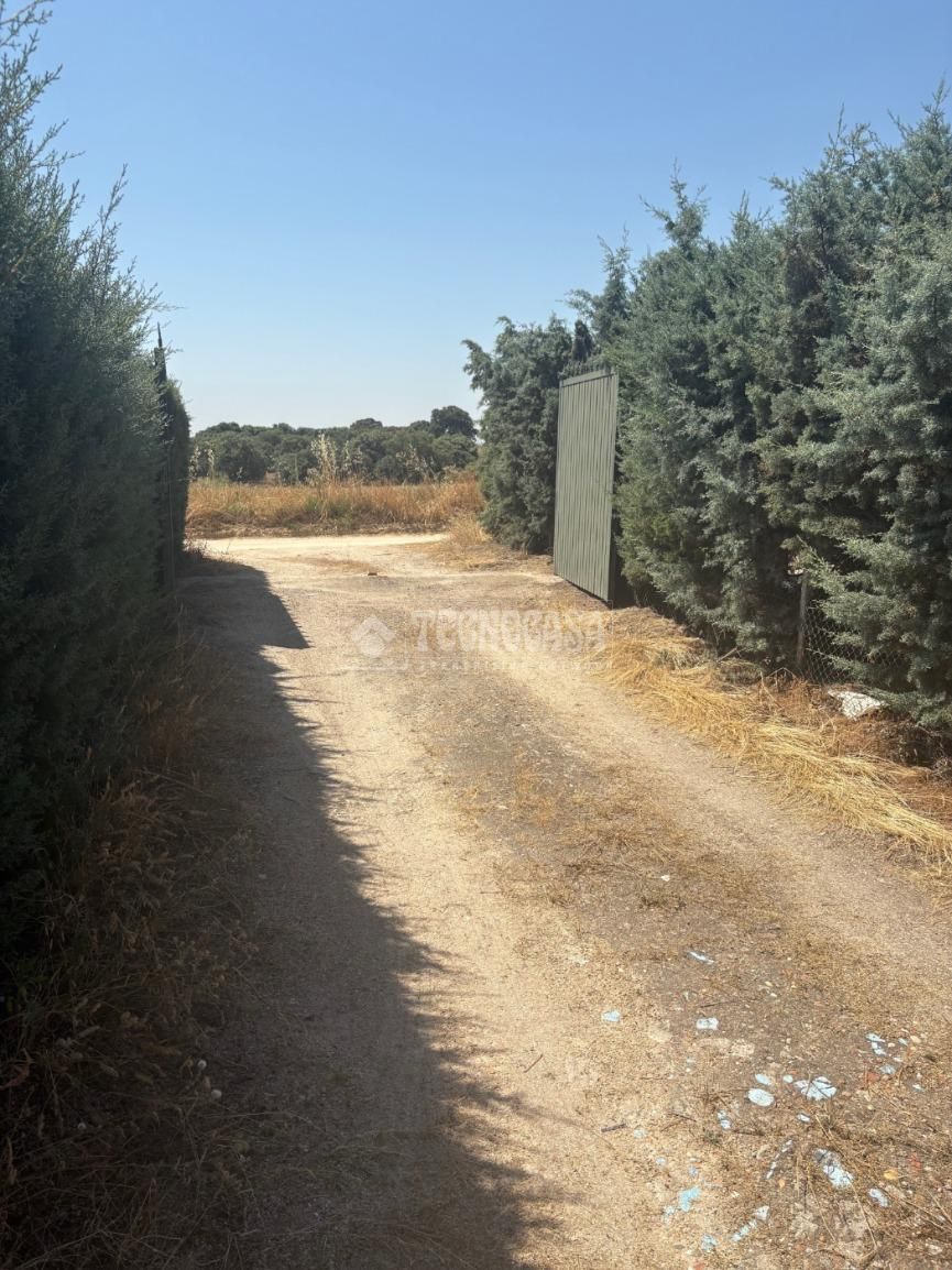 Land for sale in Villaviciosa de Odón