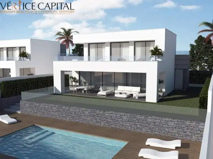 Vista exterior de Casa o xalet en venda en Manilva amb Aire condicionat, Jardí privat i Terrassa