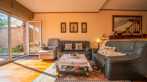 Foto 5 de Casa adosada en venda a Carrer de L'arboç, Sant Vicenç Centre, Barcelona