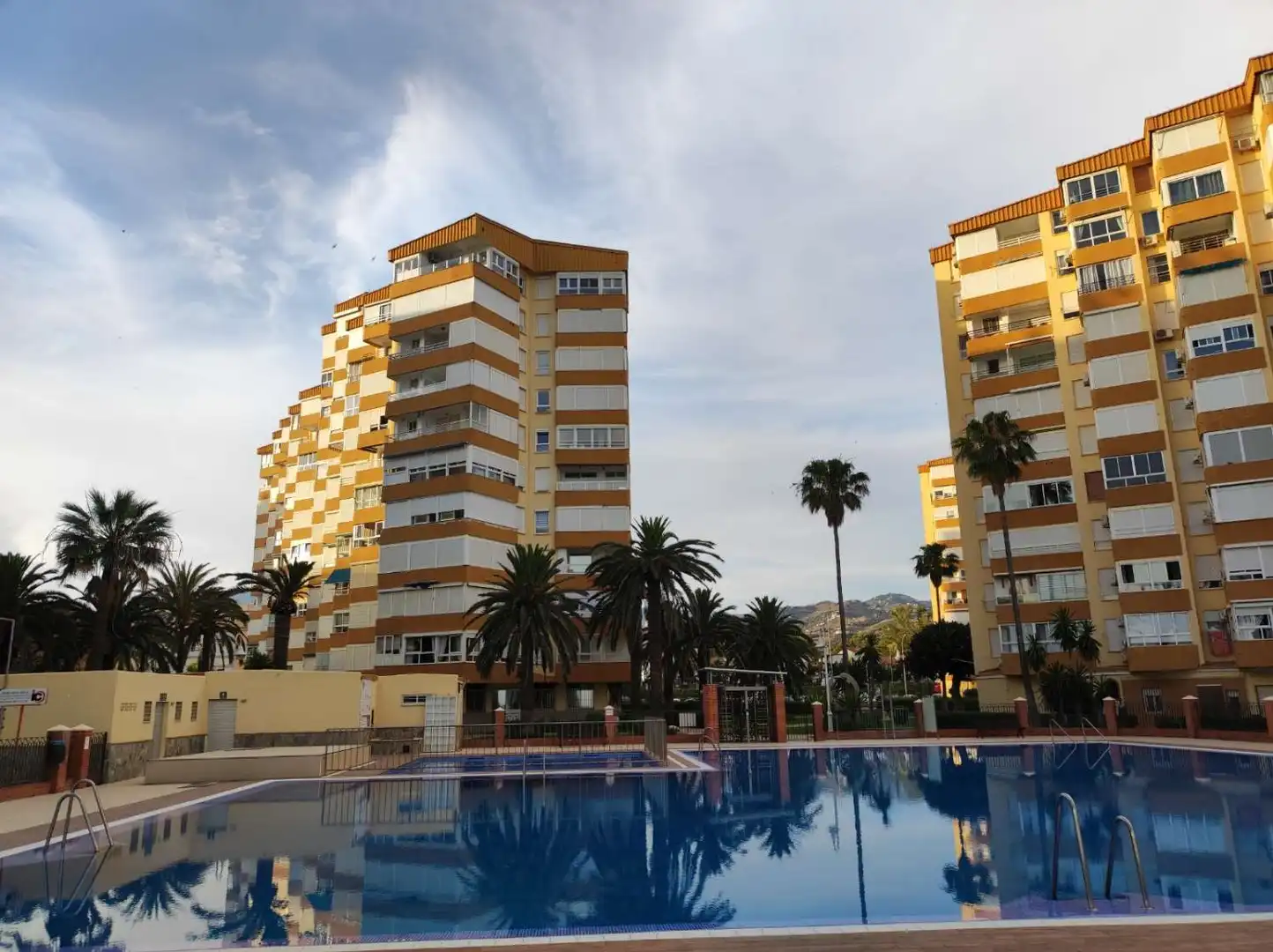 Exterior view of Study for rent in Algarrobo  with Air Conditioner, Swimming Pool and Furnished