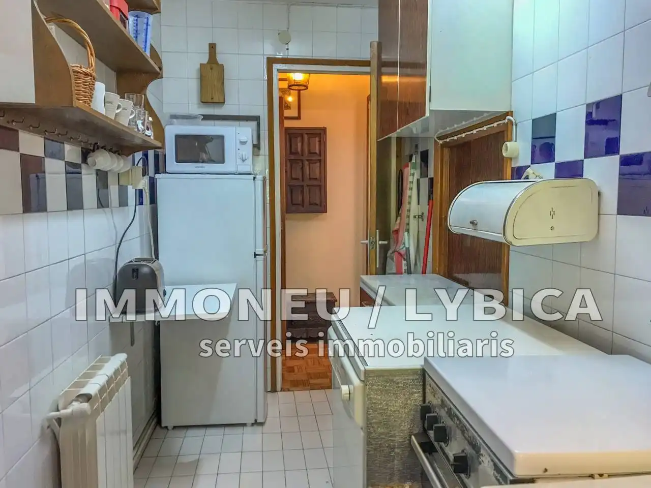 Cocina de Apartamento en venta en Alp con Calefacción, Parquet y Terraza