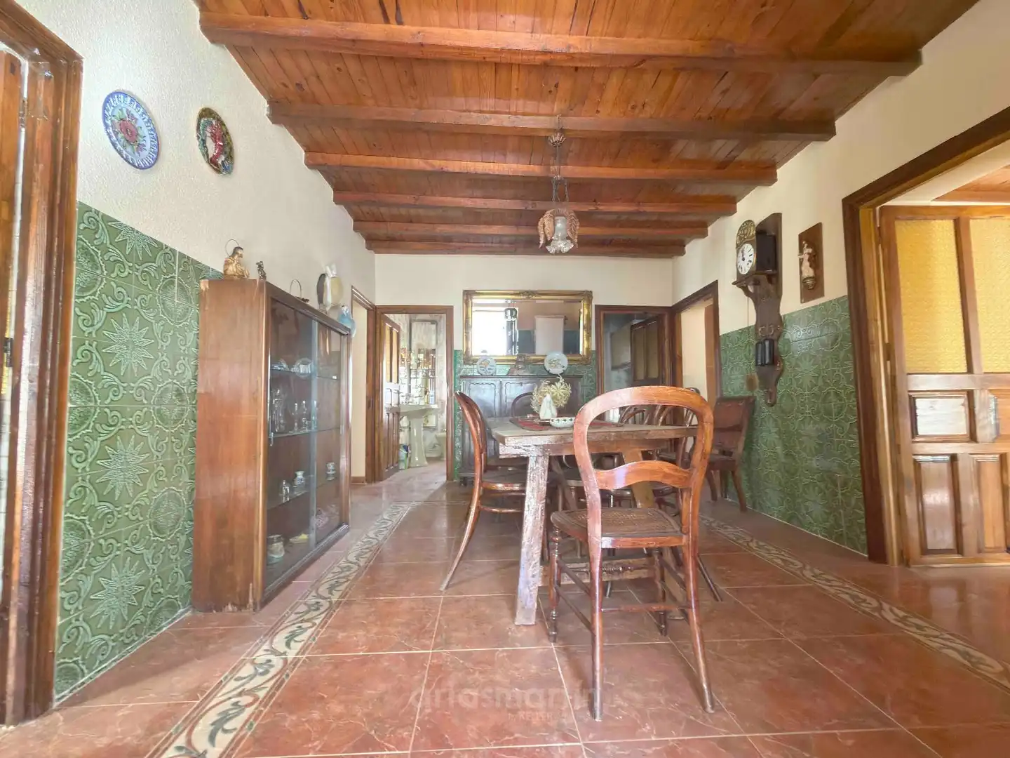 Menjador de Casa o xalet en venda en Vecinos amb Calefacció